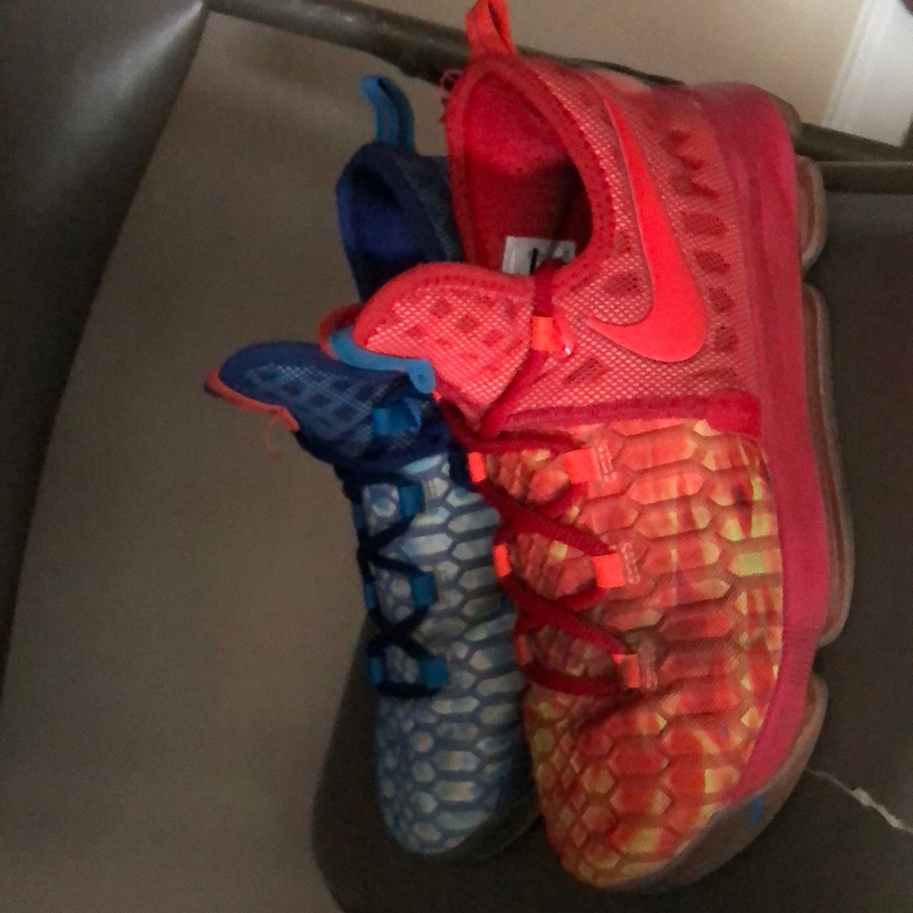 I’m selling KD’s 9 for $150